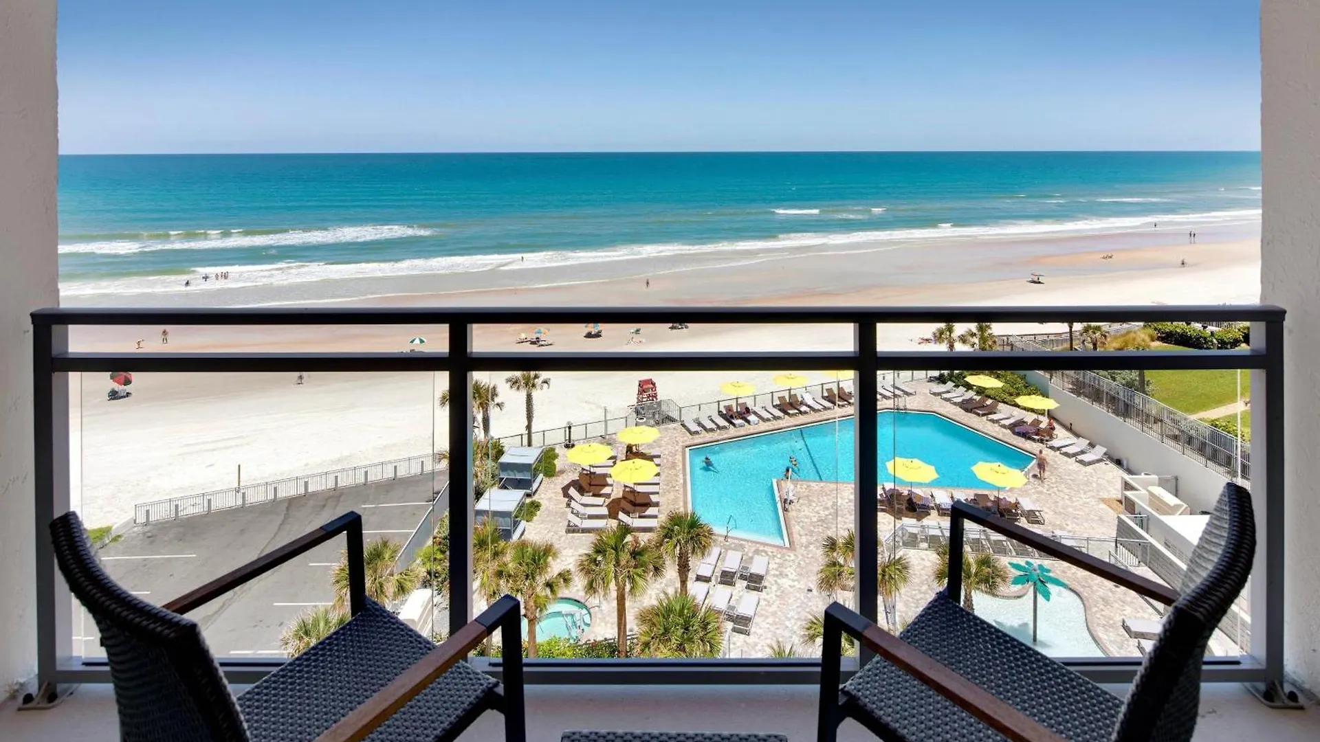 Delta Hotels By Marriott Daytona Beach Oceanfront 3*,